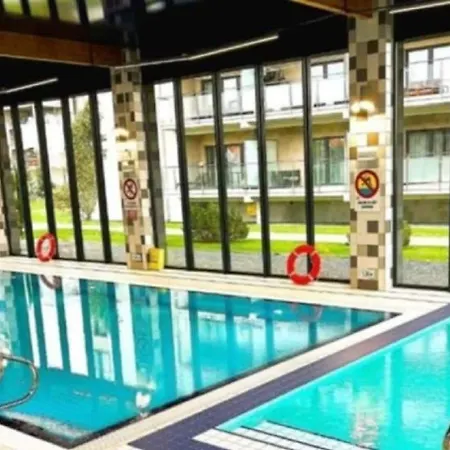 Nad Morzem&spa 5 Mórz Basen Kryty Sianożęty