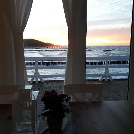 Nad Morzem&spa 5 Mórz Basen Kryty * Sianożęty