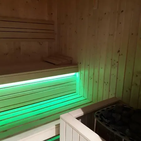 Nad Morzem&spa 5 Mórz Basen Kryty *