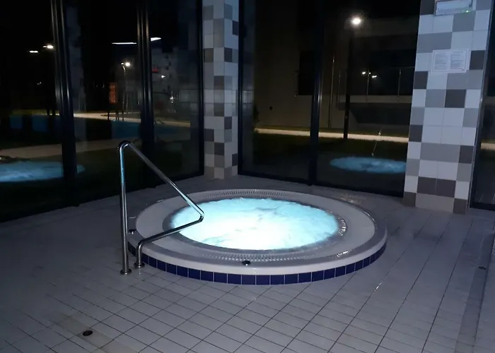 Nad Morzem & 5 Morz Basen Kryty Apartamento Sianożęty