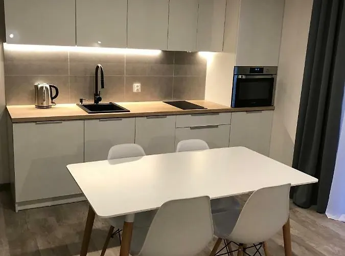 Nad Morzem & 5 Morz Basen Kryty