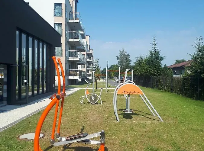 Nad Morzem & 5 Morz Basen Kryty * Sianożęty