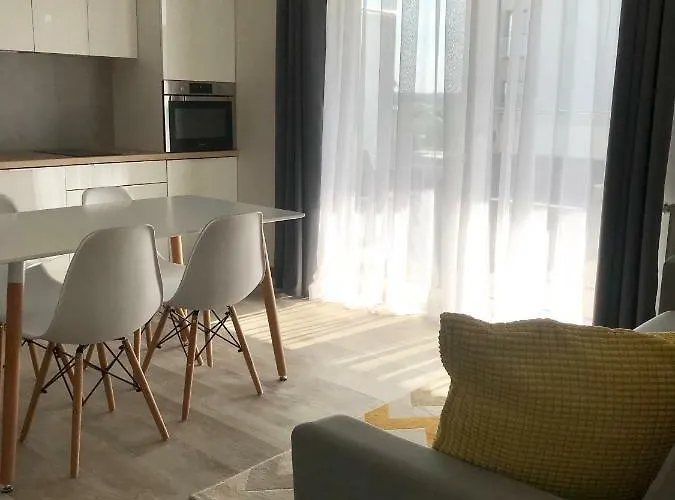 Nad Morzem & 5 Morz Basen Kryty * Sianożęty