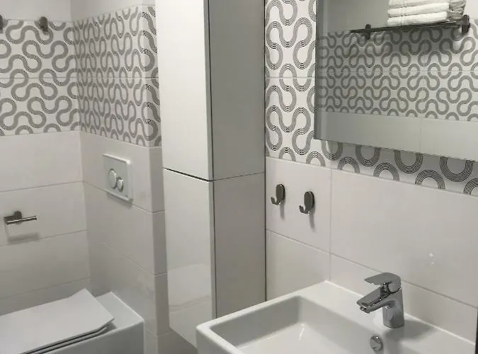 Nad Morzem & 5 Morz Basen Kryty *